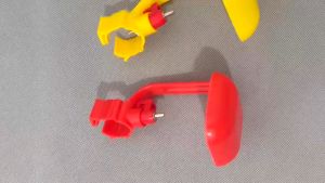 ราคาส่ง นิปเปิ้ลให้น้ำไก่ นกกระทา ฟาร์มไก่ ถ้วยให้น้ำอัตโนมัติ อุปกรณ์ให้น้ำไก่ ที่ให้น้ำไก่ 6หุน