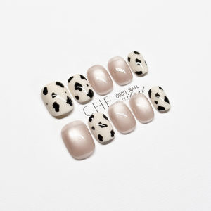 2025 Handmade Nail Art Wearable Nails Early Autumn Moisture Cat Eye Color Drawing Simple Short High End White Enhancing 990