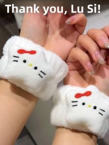 Kitty Washcloth Wristband Plush Bathroom Accessories Water Absorbent Cuff Hand Towel Protective Wristband Fashion Bracelet