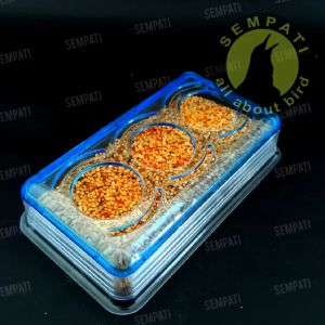 SEMPATI Cepuk Ram Wadah Pakan Burung Anti Tumpah Cepuk Ram Plus Tutup 3 Lubang Tempat Voer Pur Milet Millet Makanan Burung Lovebird Murai Kacer Kenari Cepuk Ram Elite Song