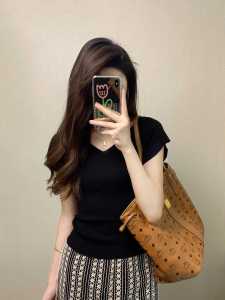 Delicate Wind Ultra Beautiful Shoulder Top V-neck Slim Fit Summer New Pure Cotton Short Sleeve T-shirt for Skirt Matching