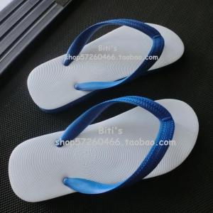 Dép Xỏ Ngón Đế Bằng Bằng Cao Su Nguyên Chất Retro Beach Dép Đi Biển Cho Cặp Đôi Và Trẻ Em Dép Xỏ Ngón Đế Bằng Đế Bằng Bền Bỉ