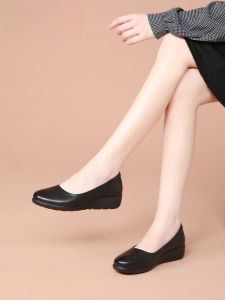 รองเท้าส้นเตี้ยหนังวัวสำหรับผู้หญิง RedDragonfly ฤดูใบไม้ผลิและฤดูใบไม้ร่วง ส้นเตี้ย ส้นแบน รองเท้าทำงาน รองเท้าหนังนิ่ม ส้นเตี้ย รองเท้าหนังแท้สำหรับคุณแม่ รองเท้าหนังขนาดเล็ก สีดำ