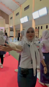 Celana Panjang SMA Premium Abu-Abu Bahan Nagata Drill Seragam Sekolah