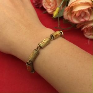 สร้อยข้อมือทองเหลืองไม่ได้ชุบ (งานดิบ) ลายห่วงคั่นปล้องตัดลาย ความยาว 6.5 นิ้ว ทองเหลืองโบราณ พร้อมส่ง