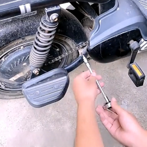 Mini Ratchet Socket Wrench palm sturdy small Ratchet Socket Finger Reversible Ratchet Handle 1/4 3/8 1/2 inch special tool Ratchet Wrench Kit - Labor-saving Quick Drive Wrench - Portable Palm Drive Ratchet Set - Sturdy One-Handed Operation
