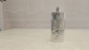 Bình inox đựng rươu Honest logo đại bàng nổi 500ml 17oz