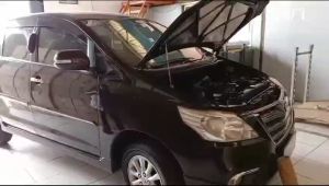 Peredam panas kap mesin mobil INNOVA 11-16 paketan part 1 dan 2