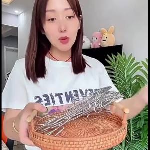 Giá Để Giày Bằng Thép Không Gỉ Với Thiết Kế Móc Đôi Giá Phơi Giày Đa Năng Khử Ẩm Treo Giày Chất Liệu Sắt Kim Loại