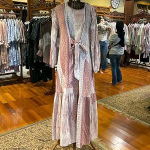 Hazel Dress Ceruti by Dian Pelangi LIMITED EDITION Busana Muslim Maxi Baju Gamis Abaya Kaftan Gaun Ceruti Busui Pesta Pernikahan Kondangan Lebaran Formal Wanita Hijaber Cantik Anggun Modis Modern Simple Elegan Mewah Model Korea Terbaru Motif Kekinian