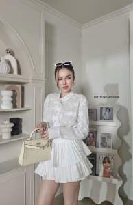 🚨โค้ดลดเหลือ 391.- Cottoncandy 🕊️New​ Dollar vintage shirt เสื้อเชิ้ตลูกไม้งานสวยฉลุลายแบบแพงๆ ดีเทลเข็มกลัดดอกไม้สวยมาก