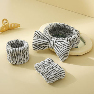 Face Wash Wrist Strap Handy Gadget Waterproof Oversleeve Absorbent Stuffed Hair Band Headband Keep Dry Towel Dedicated for Washing Hair Band