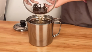 【VIDKHSY Store】1.3L/1.8L 304 Stainless Steel Strainer Oil Bottle with Lid Filter Oil Pot Grease Filter Kitchen Cooking Oil Pot With Strainer