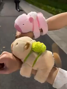 JINGQII ตุ๊กตาคาปิบาร่า สามารถใส่แขนได้ งานจริงน่ารักมาก ขนนุ่มนิ่ม พร้อมส่ง