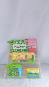 Tanzania Souvenir Dompet Pouch Mouse Pad Pin Magnet Gantungan Kunci Landmark Oleh Oleh Negara Afrika Timur Danau Afrika