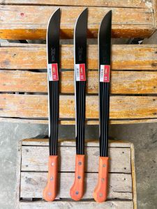 PARANG TEBAS SLENDANG MADE IN BRAZIL/ENGLAND  SUDAH DI LENGKAPI SARUNG + GRATIS SIAP ASAH  KUALITAS SANGAT TAJAM  BAHAN BESI BAJA BERKUALITAS.