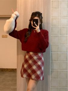 Áo Len Dệt Kim Màu Đỏ Tròn Cổ Ngắn Dáng Rộng Cho Nữ Mùa Thu Đông Áo Len Cardigan Cổ Tròn Mềm Mại Thoải Mái Cho Lễ Hội Năm Mới