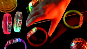 【Spot goods】Neon LED Bracelet Glowing Sticks Light Up Wristbands For Party Concert Wedding Hari Raya Decoration Glow In The Dark Toys Gifts