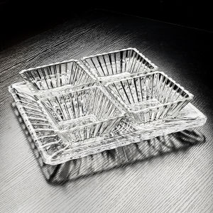 จานผลไม้แก้ว ชาม ถ้วย กล่องใส่ผลไม้สี่เหลี่ยมสวยงามพร้อมฝาปิดและแท่นวาง ชามใส่อาหารเช้าโรงแรม จานใส่ผลไม้แบบอิสระ