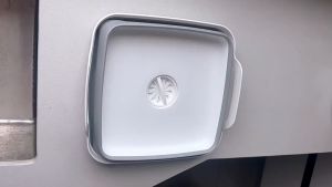 Collapsible Dish Basin Foldable Portable Sink Tub with Drain Plug Space Saving Design for Kitchen Camping Outdoor Vegetable Washing and Baby Bottles