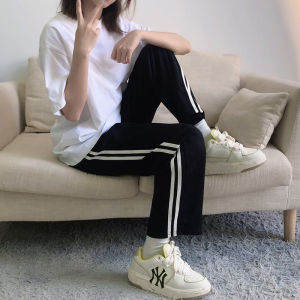 กางเกงกีฬาทรงตรงสองสามแถบ กางเกงขายาวทรงหลวมสำหรับนักเรียน สไตล์อเมริกัน กางเกงขายาวลำลองขาบาน ทรงสลิมฟิต กางเกงขายาวทรงหลวม