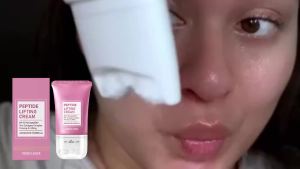 Hoygi | Peptide V-Shaped Roller Neck Firming Cream Skin Elasticity Care Lotion Collagen Complex Neck Care Advanced Formula For Tech Neck