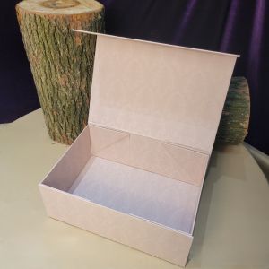 Retro Paris Luxury Gift Box