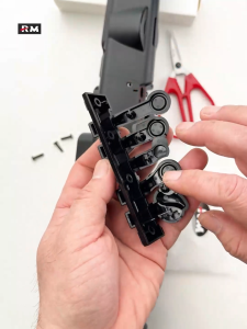 YAMAHA YDS-150/120/128C Digital Saxophone Keypad Protector Prevents key damage to internal ribbon cable Improves key operability Made of silicone Includes installation tool