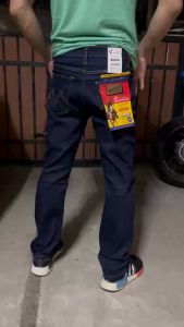 กางเกงยีนส์ไซส์ใหญ่ผ้ายืดมีเอว38-44มีขาเดฟ-ขากระบอกใส่สะบายเพระเป็นผ้ายืดเป้าเเบบซิปและกระดุมมีหลายป้ายหลายสีให้เลือก