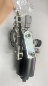 TOYOTA HILUX KUN25 HIACE KDH200 FRONT WINDSHIELD WIPER LINK MOTOR LONG DURABLE WIPER MOTOR LENGGANG PENGELAP CERMIN MOTOR 85110-OK010
