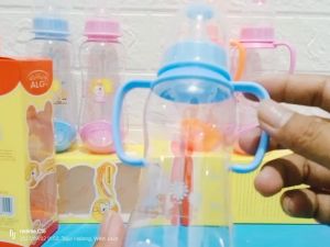 Algo Botol Susu Bayi 260ml Dengan Gagang dan Tatakan untuk Usia 6 Bulan Keatas Bahan PP Berkualitas BPA Free 8201 Mudah Dicuci dan Bisa Direbus untuk Sterilisasi
