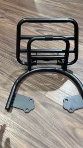 Baga cảng sau Scoopy kiểu Vespa có tựa