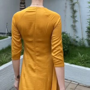 Áo dài đính ngọc cổ truyền thống màu vàng trơn bóng nhẹ may sẵn lụa tây thi cao cấp loại 1