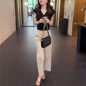 Shalldoer | French Fashion V-neck Short Sleeve Knitwear Womens Slimming Versatile Summer Top Elegant Style Straight Cut Thin Material