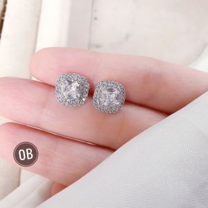 Anting Tusuk Permata Diamond Wanita Fashion CXB02122302