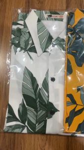 สินค้ามีพร้อมส่ง เสื้อลายดอก เสื้อ แฟชั่นผู้ชาย เสื้อเชิ๊ตคอปกแขนสั้น เสื้อเชิ๊ตลำลอง เสื้อเชิ๊ตแขนสั้น เสื้อสงกรานต์ เสื้อผ้าผู้ใหญ่ เสื้อผ้าผู้ชาย ผ้าสปันผ้านุ่มไม่ร้อน