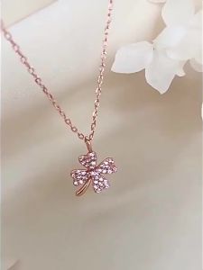 Grace Girl | Luxurious Clover Sterling Silver Necklace