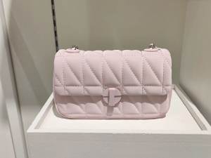 Simple Chain Strap Mini Shoulder Bag Womens Fashion Summer 2024 Candy Memory Brand Soft Handle Dig Bag No Partition