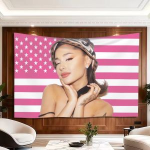 VIKAMA Ariana Grande Màu Hồng Cờ Mỹ Tấm Thảm Polyester Treo Tường Cho Phòng Ngủ Ký Túc Xá Y2K Ngôi Sao Nhạc Pop Trang Trí Thẩm Mỹ Có Thể Giặt Bằng Máy