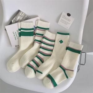 White Cotton Knitted Mid-Calf Socks for Women Autumn Winter Pure Cotton Striped Korean Style Sports Warmth Home Comfortable