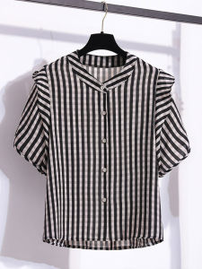 เสื้อเชิ้ตผู้หญิงไซส์ใหญ่ฤดูร้อนปี 2025 ทรงหลวม ดีไซน์กระชับสัดส่วน ลายทางแนวตั้ง เสื้อเชิ้ตทรงหลวม แฟชั่น เสื้อเชิ้ตทรงหลวม