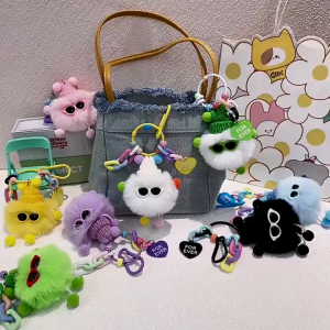 Gantungan Tas Boneka Cute Coal Balls & Pet Little Monsters Bag Charm Phone Keychain Monster Fluffy With Matching Patch Kunci Boneka Untuk Motor Mobil Gantungan HP Rantai Monster PTT