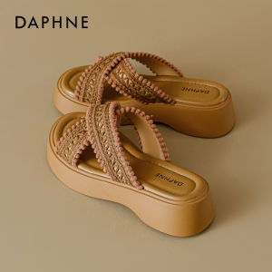 Daphne Cloud Sandals Womens 2025 New Summer Beach Shoes Thick Bottom Heightening Slippers Outdoor Ladies Coast Breathable