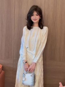 New Chinese Style Light National Trend Womens White Shirt Casual Series High-End Feeling Half Skirt Set Autumn Winter New Arrival