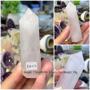 🌸 Rose Quartz Hexagonal Tower 粉晶六角柱 只需Only #myr33/pc(一根) 👇Code R#01 - R#04 🌸 粉晶六角柱 粉晶象征着爱情与温柔,六角柱能量聚焦,帮助平衡心轮,带来内心的安宁与温暖。摆放在卧室或书房,可营造柔和磁场,吸引美好缘分与和谐人际。