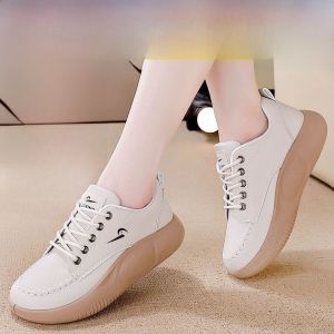 Comfortable Casual Womens Sneakers Thick Bottom Lightweight round Toe Sport Shoes Spring Autumn New Style Clear Warehouse Sale