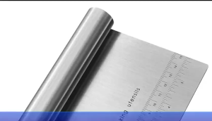 Stainless Steel Dough Chopper Bench Scraper Pastry Cake Cutter Cake Scraper with Scale Cake Baking