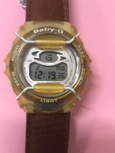 đồng hồ điện tử học sinh nữ / nam casio babyG BG-390. Hàng 2hand. size 40mm