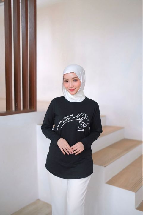 Kaosinn%20-%20Atasan%20Kaos%20Wanita%20Nameera%20motif%20flower%20%20%7C%20Lengan%20panjang%20full%20%7C%20Bahan%20Katun%20Combed%2020s%20%7C%20Bisa%20Seragaman%20-%20Image%204