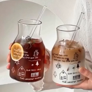 Set 2 bình đựng nước thủy tinh in chữ - Thiết kế hiện đại - Chứa đồ uống lạnh - Phù hợp cho văn phòng hoặc nhà riêng